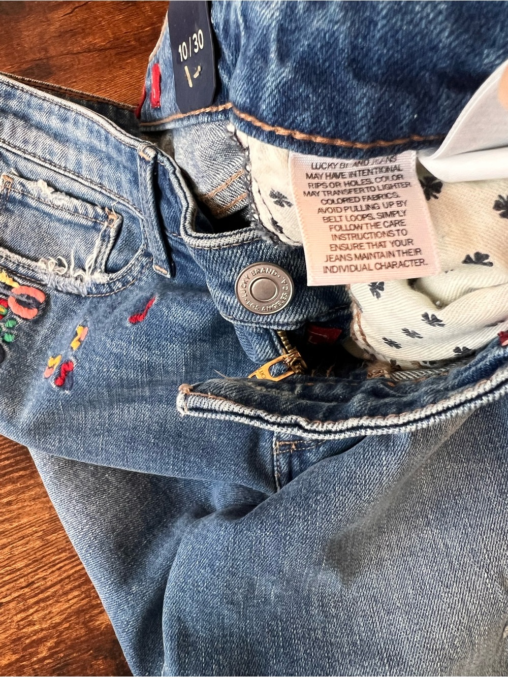 Lucky Brand Embroidered Crop Length Jeans - Picture 11 of 12